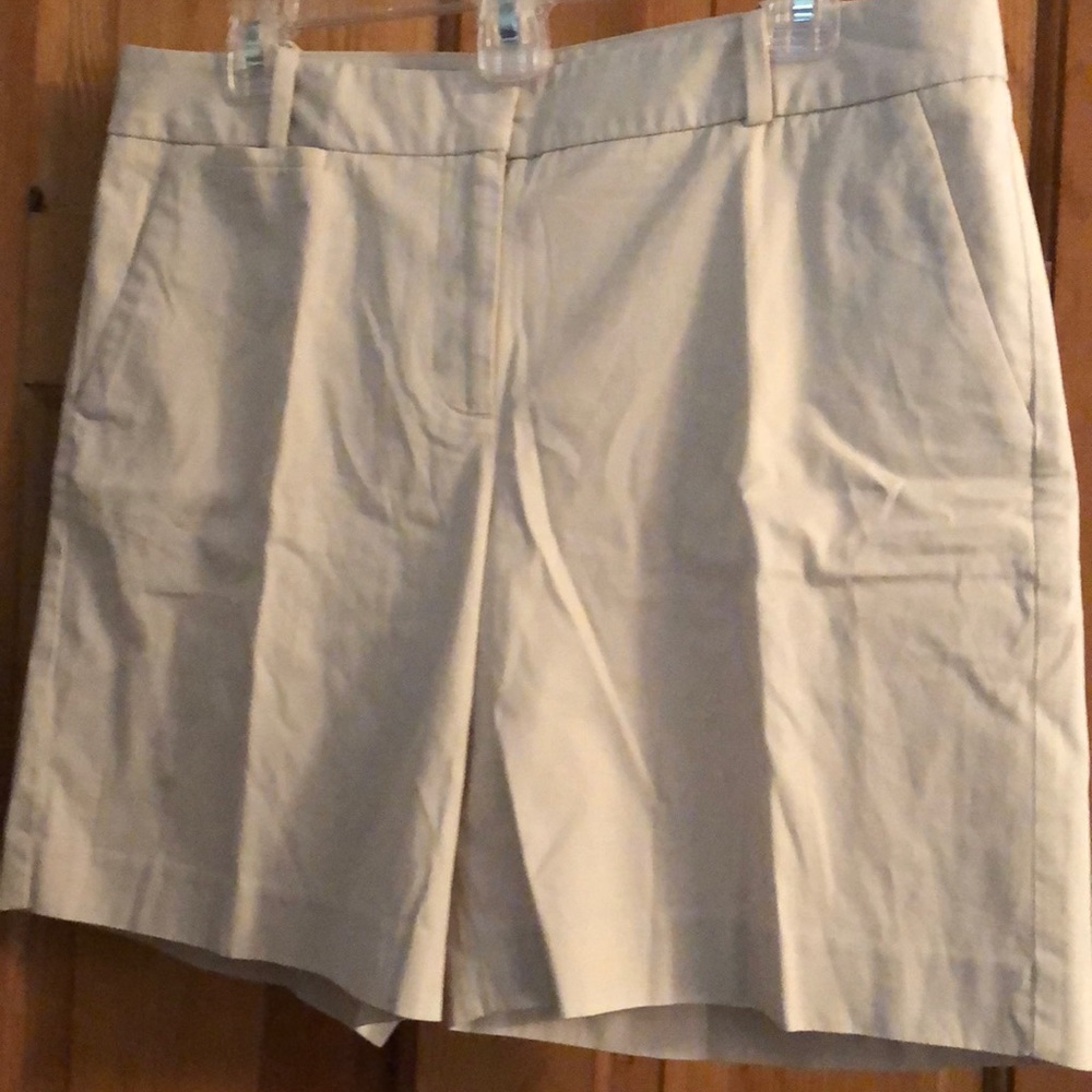 Ann Taylor Loft Shorts size 10